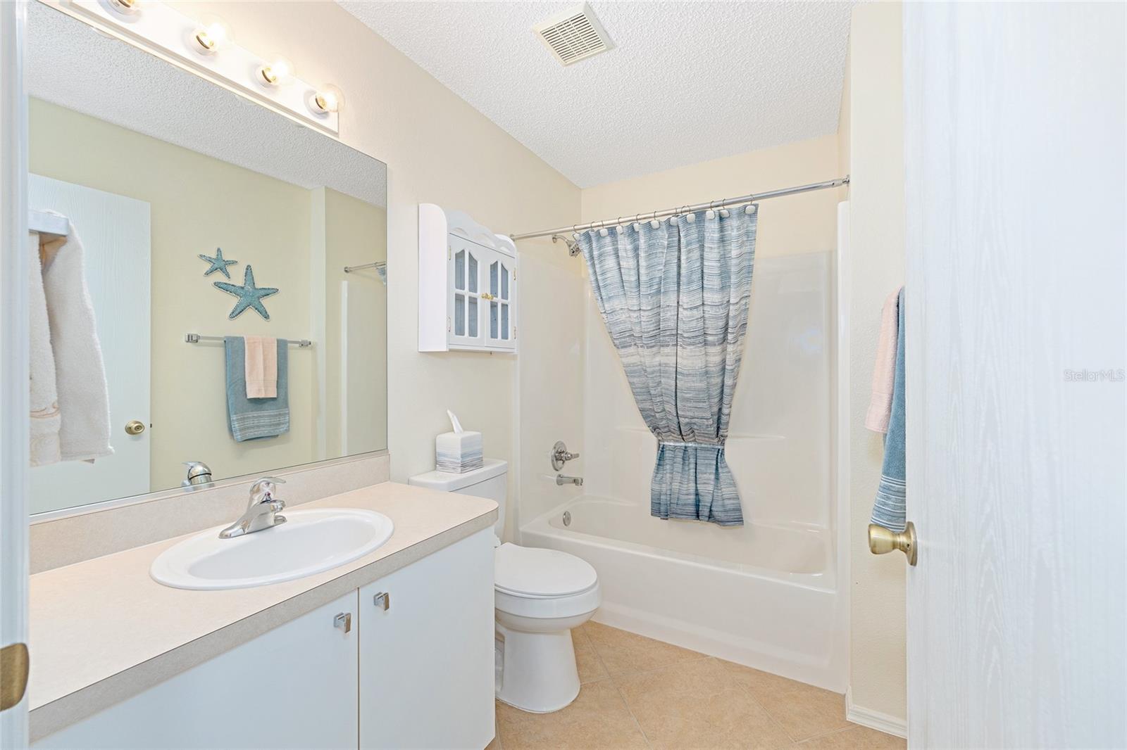 Image 31 of 43 For 16894 94th Sunnybrook Circle