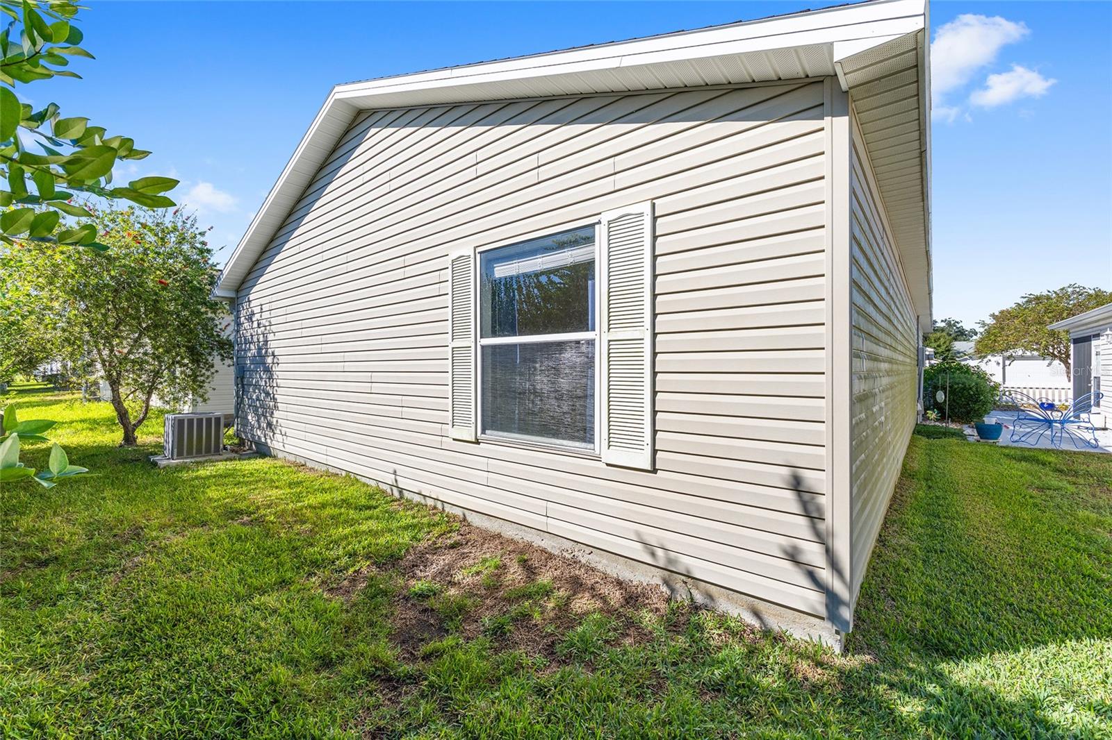 Image 38 of 43 For 16894 94th Sunnybrook Circle