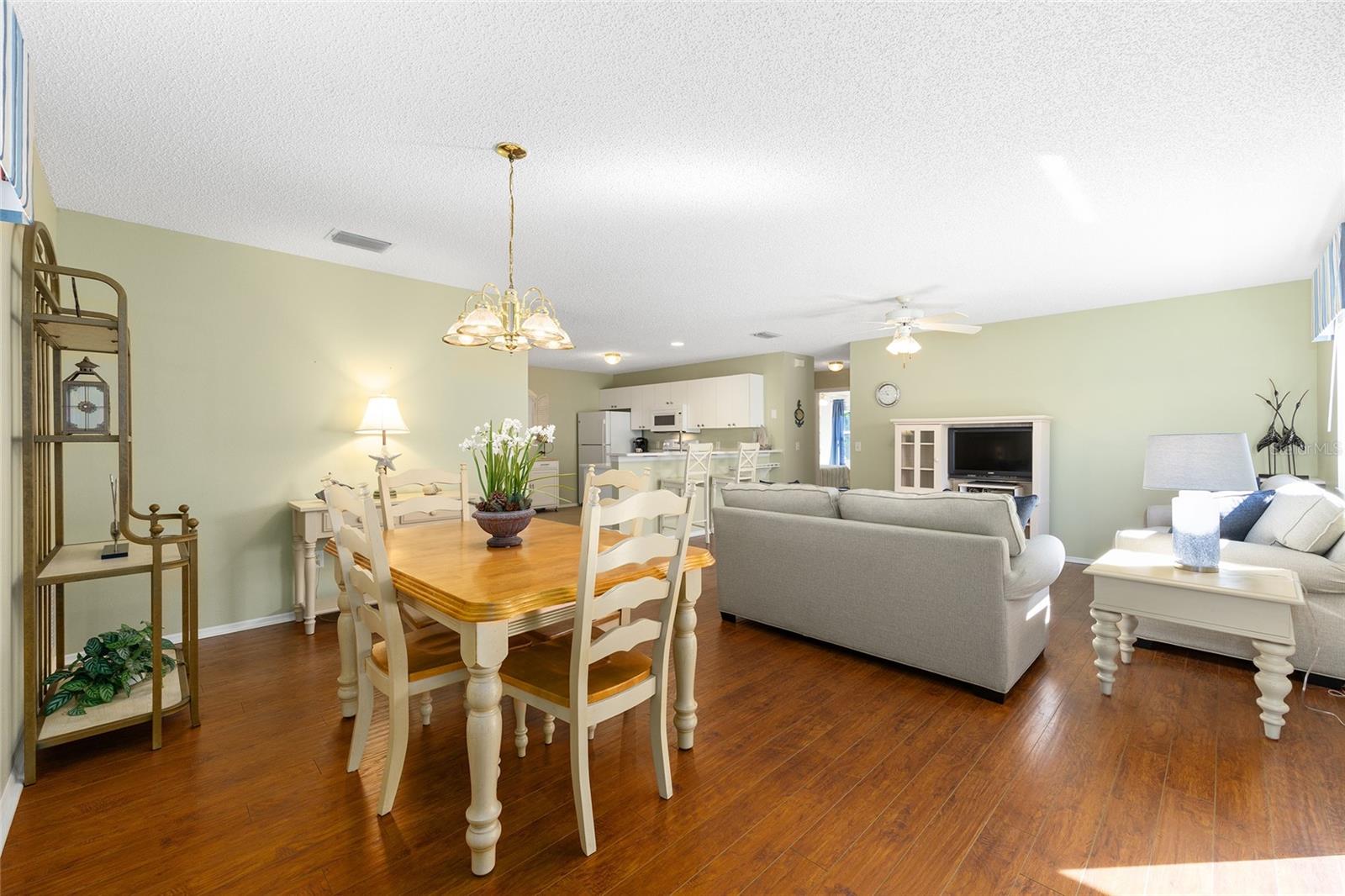 Image 7 of 43 For 16894 94th Sunnybrook Circle