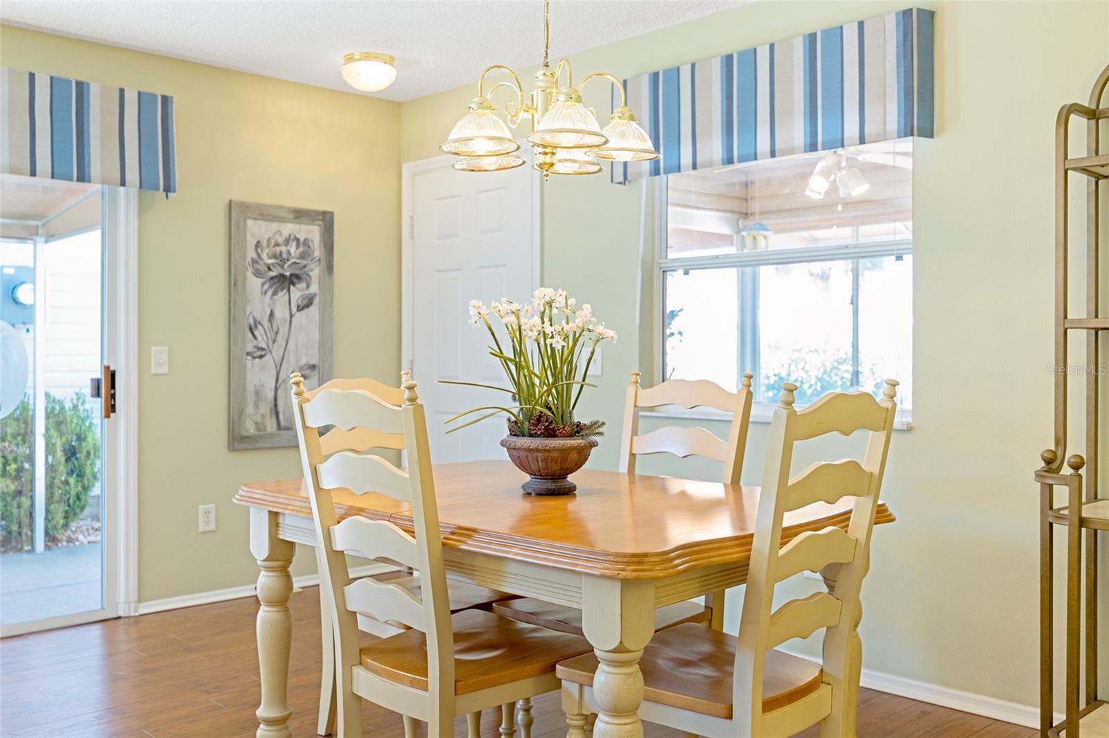 Image 9 of 43 For 16894 94th Sunnybrook Circle