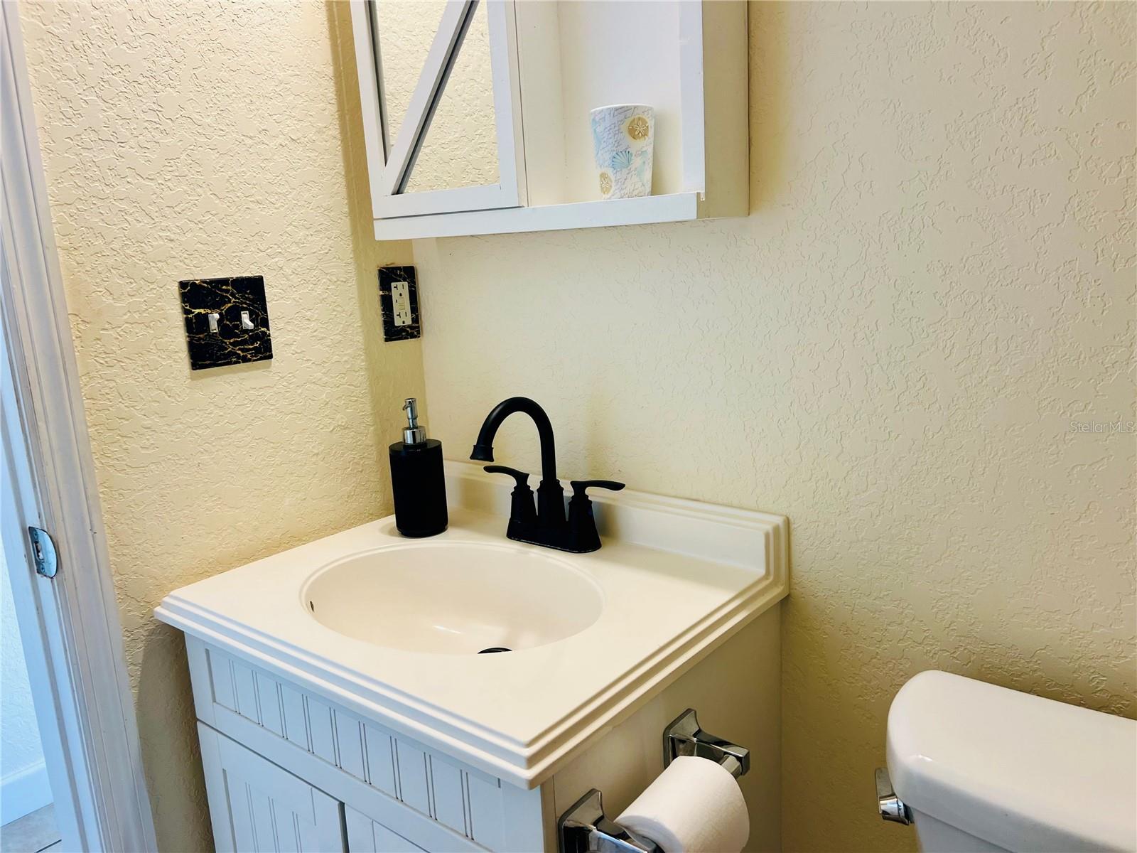 Image 26 of 46 For 9540 49th Terrace