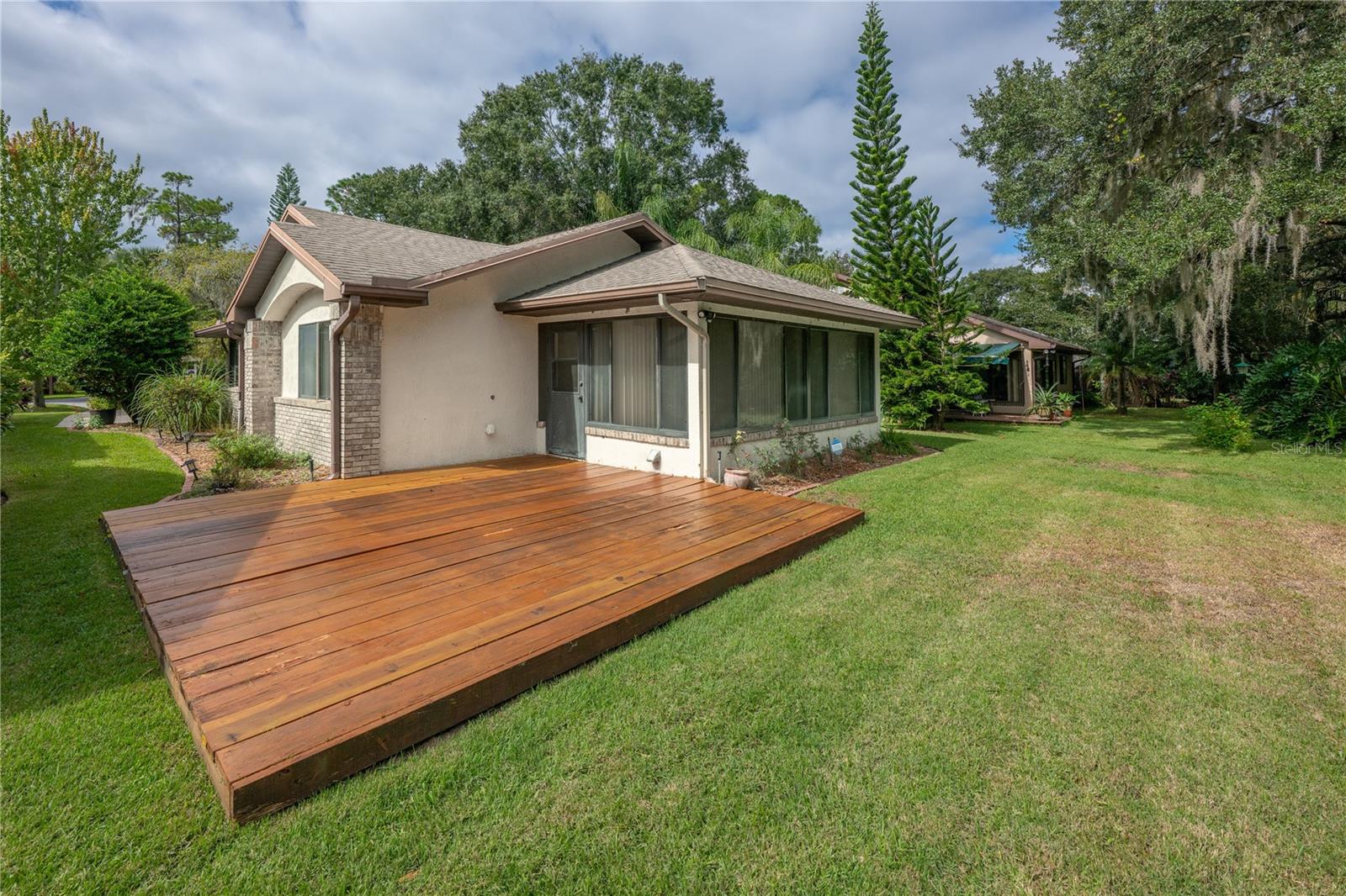 Image 19 of 35 For 103 Waterwood Drive