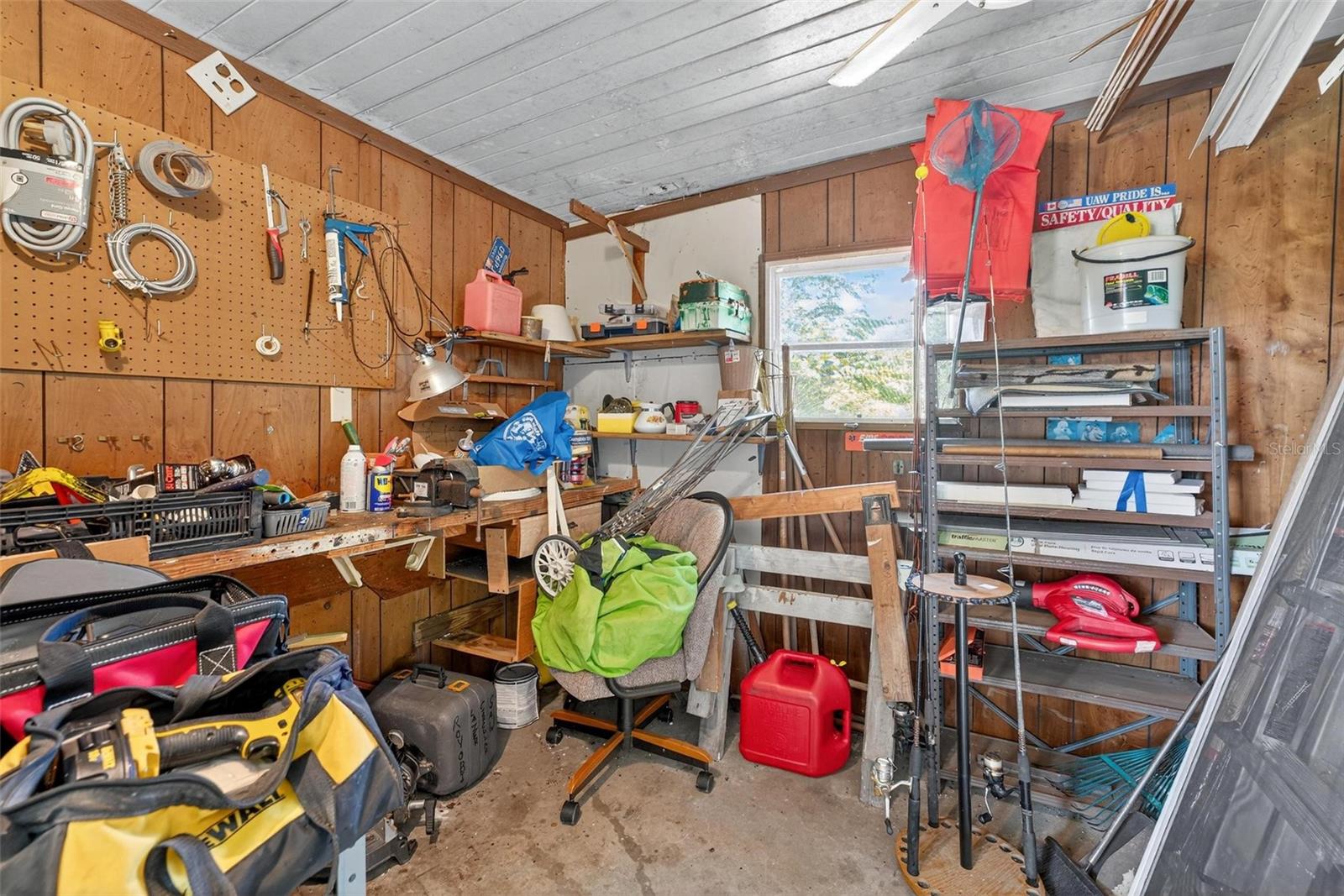 Image 38 of 64 For 2718 Vindale Road