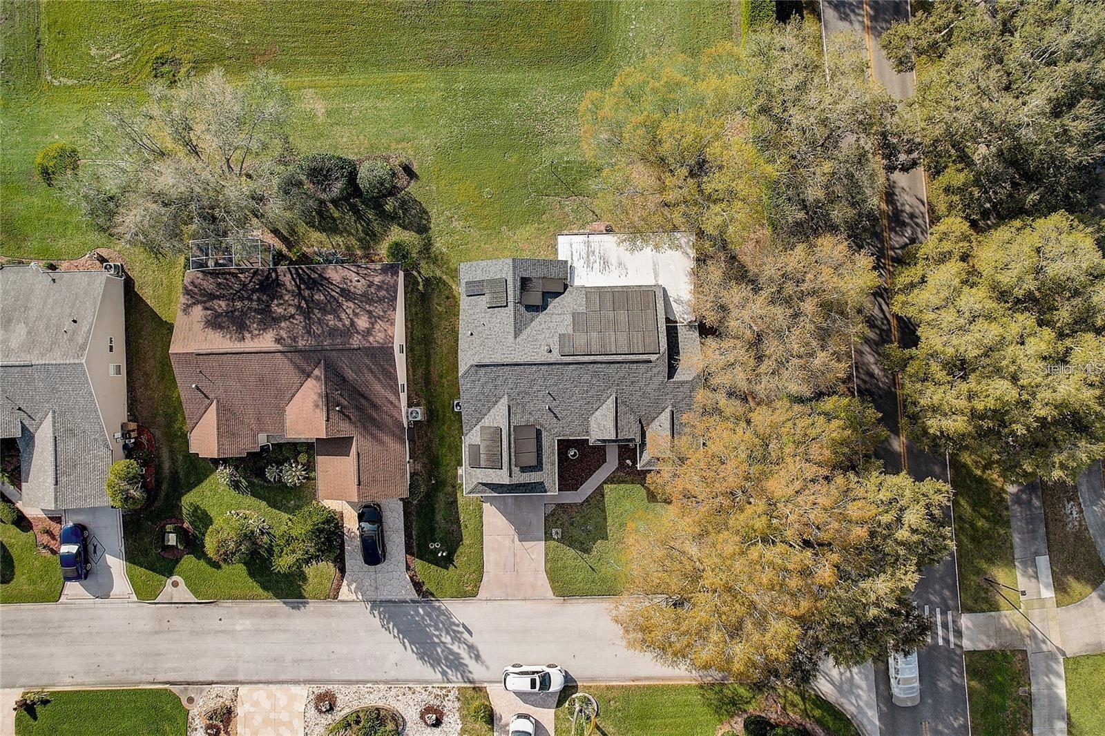 Image 32 of 43 For 25273 Lost Oak Circle