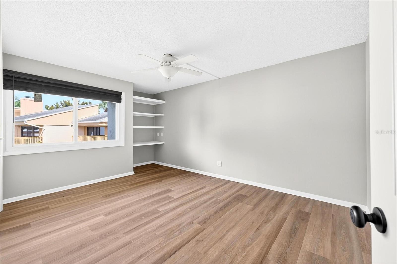 Image 20 of 55 For 1051 Highland Street 5-d
