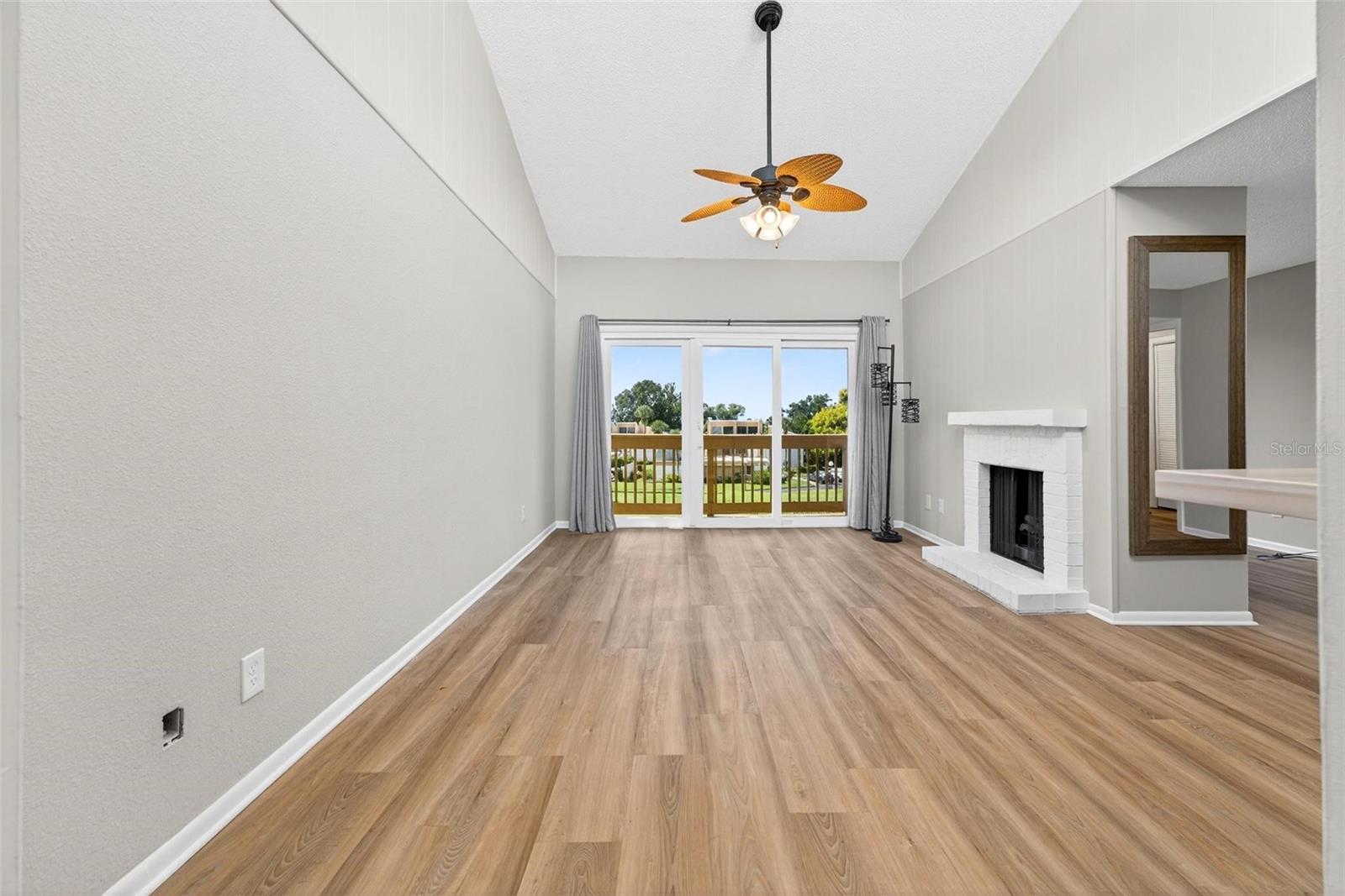 Image 4 of 55 For 1051 Highland Street 5-d