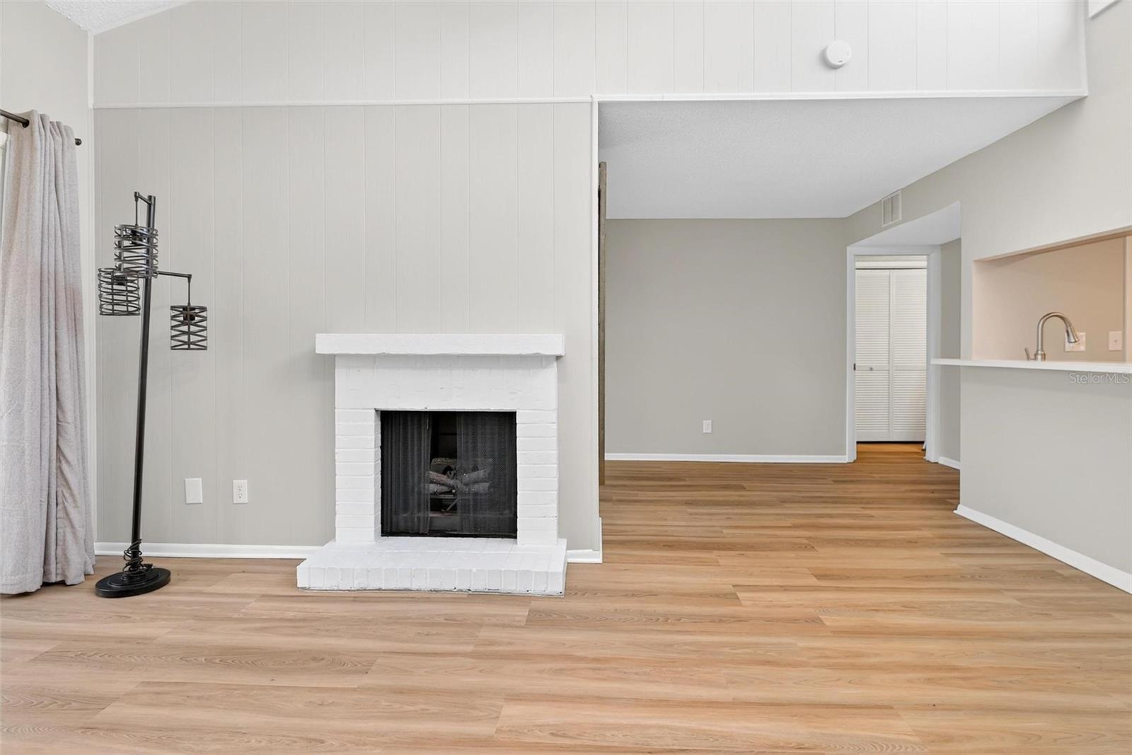 Image 6 of 55 For 1051 Highland Street 5-d