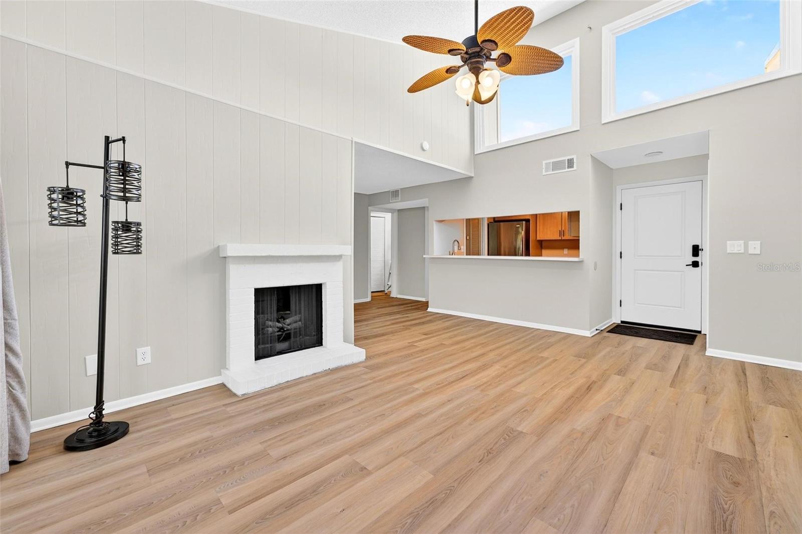 Image 7 of 55 For 1051 Highland Street 5-d