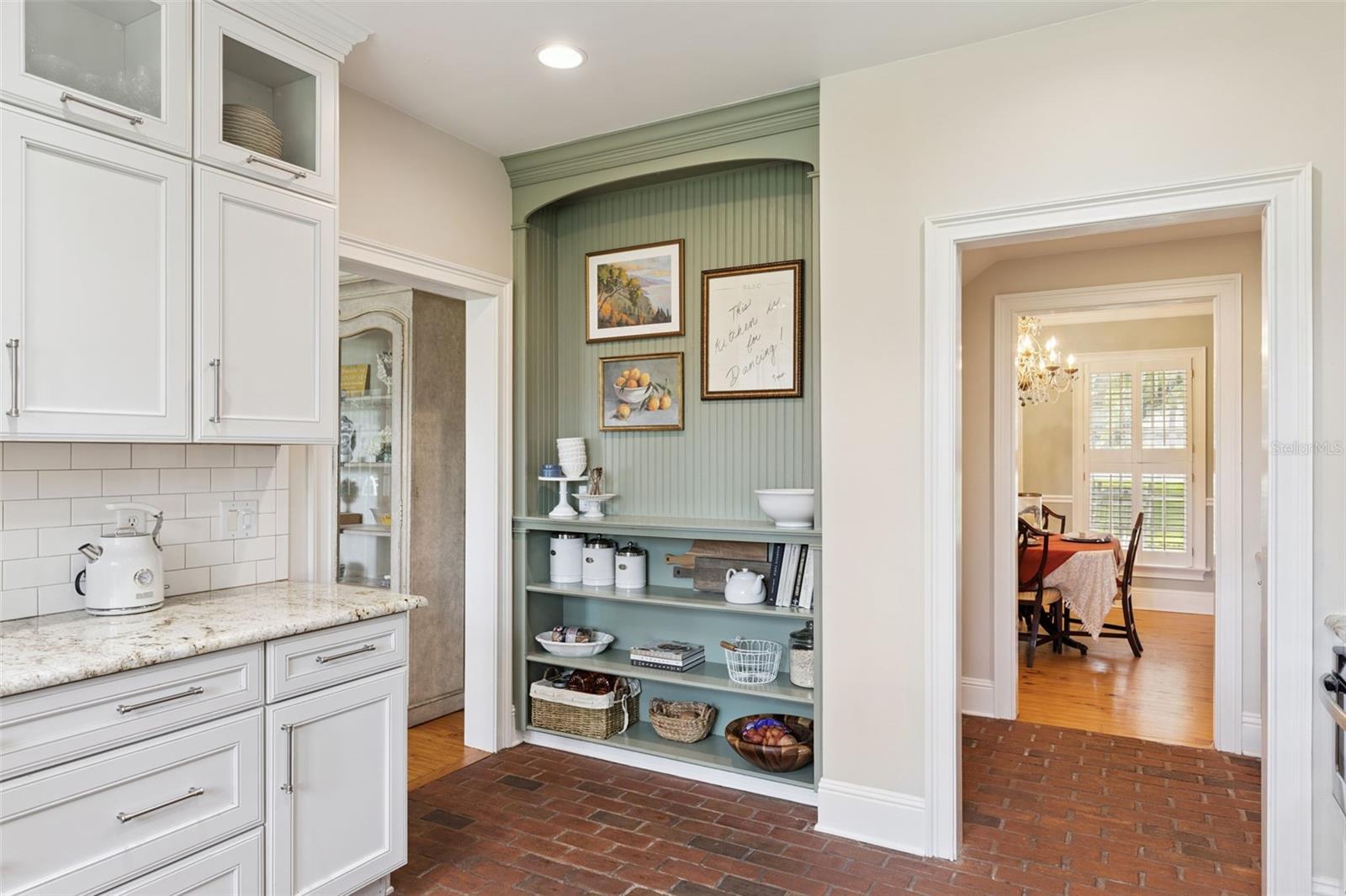 Image 16 of 73 For 1005 Elysium Boulevard