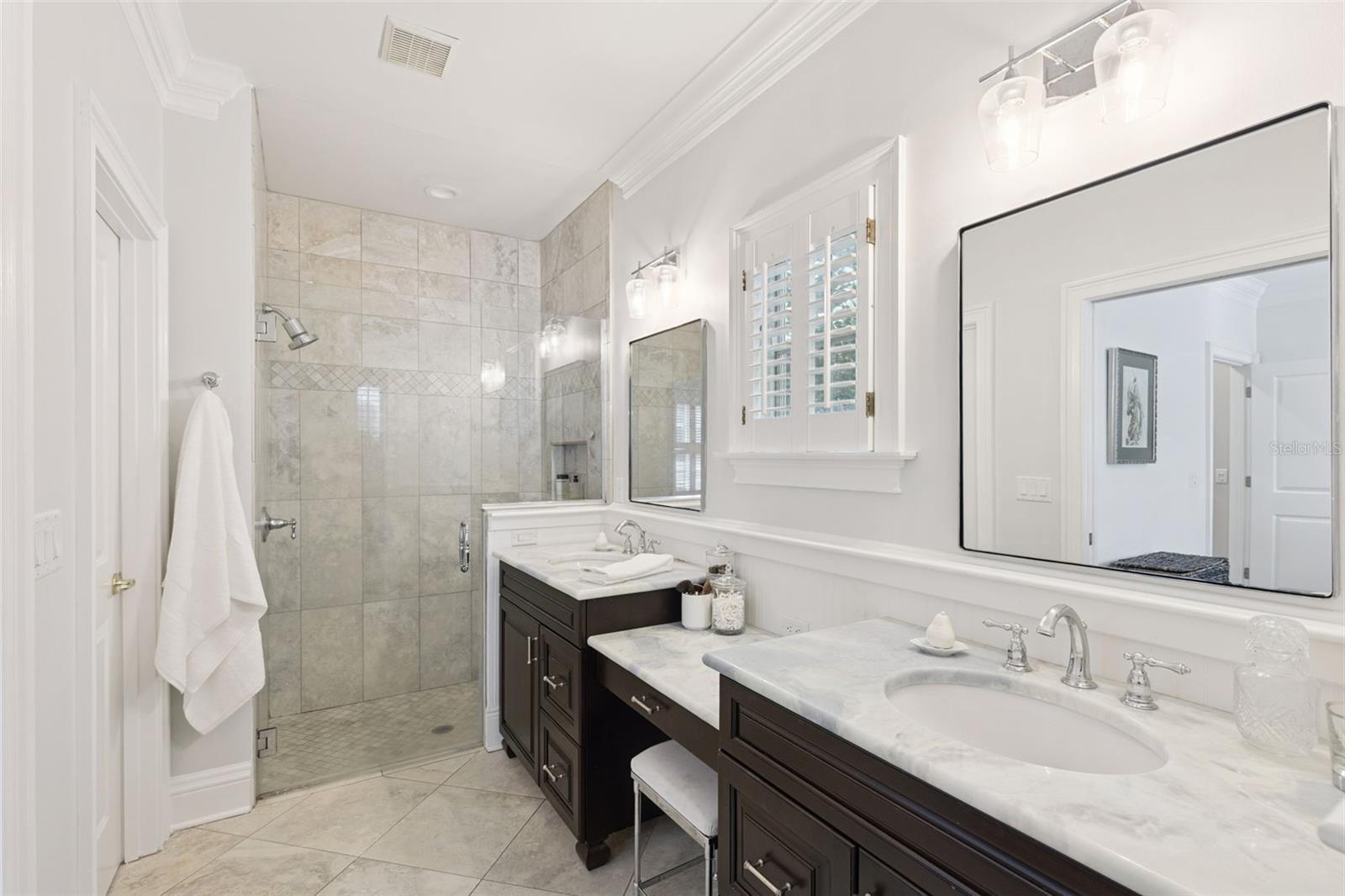 Image 26 of 73 For 1005 Elysium Boulevard