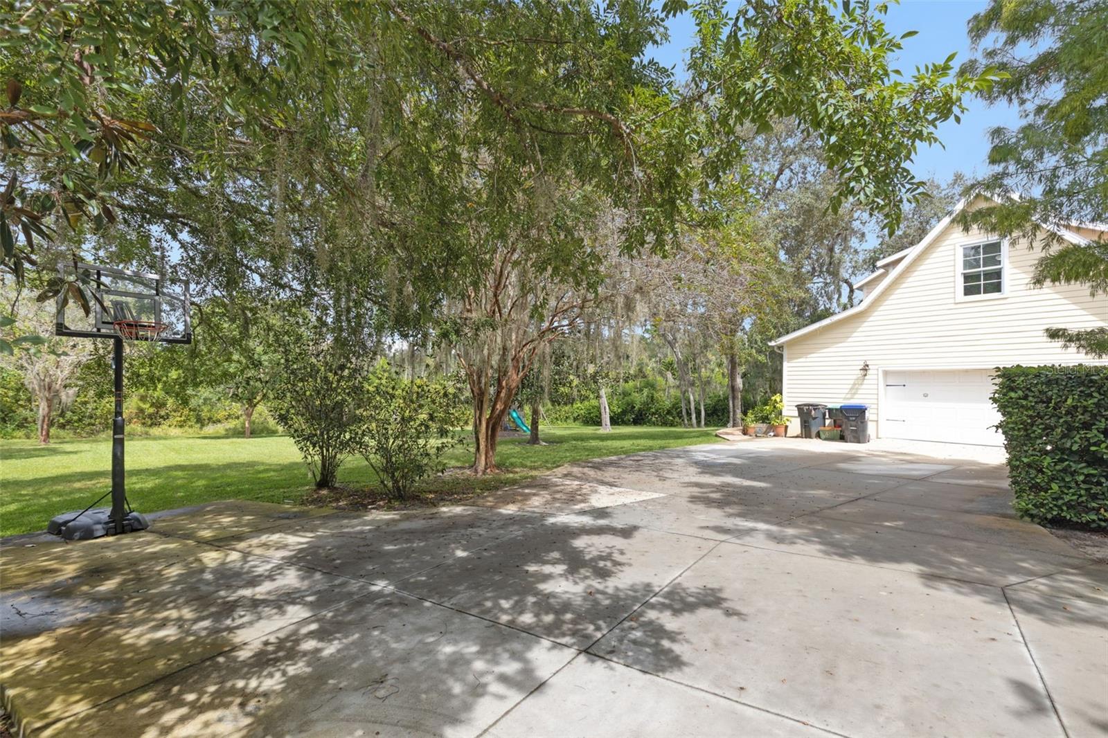 Image 53 of 73 For 1005 Elysium Boulevard