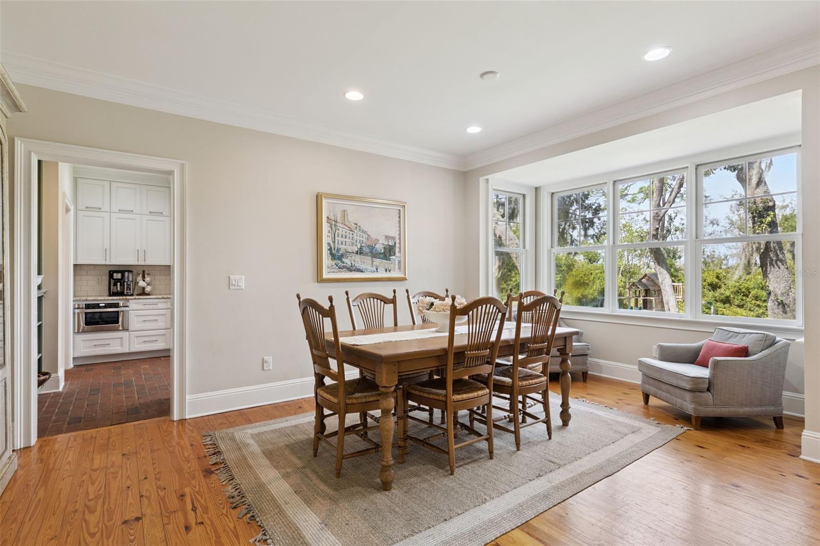 Image 8 of 73 For 1005 Elysium Boulevard