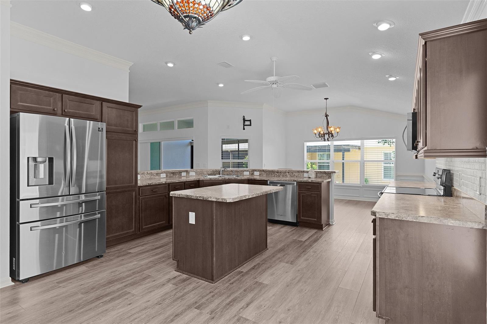 Image 15 of 35 For 3327 Dalkeith Terrace