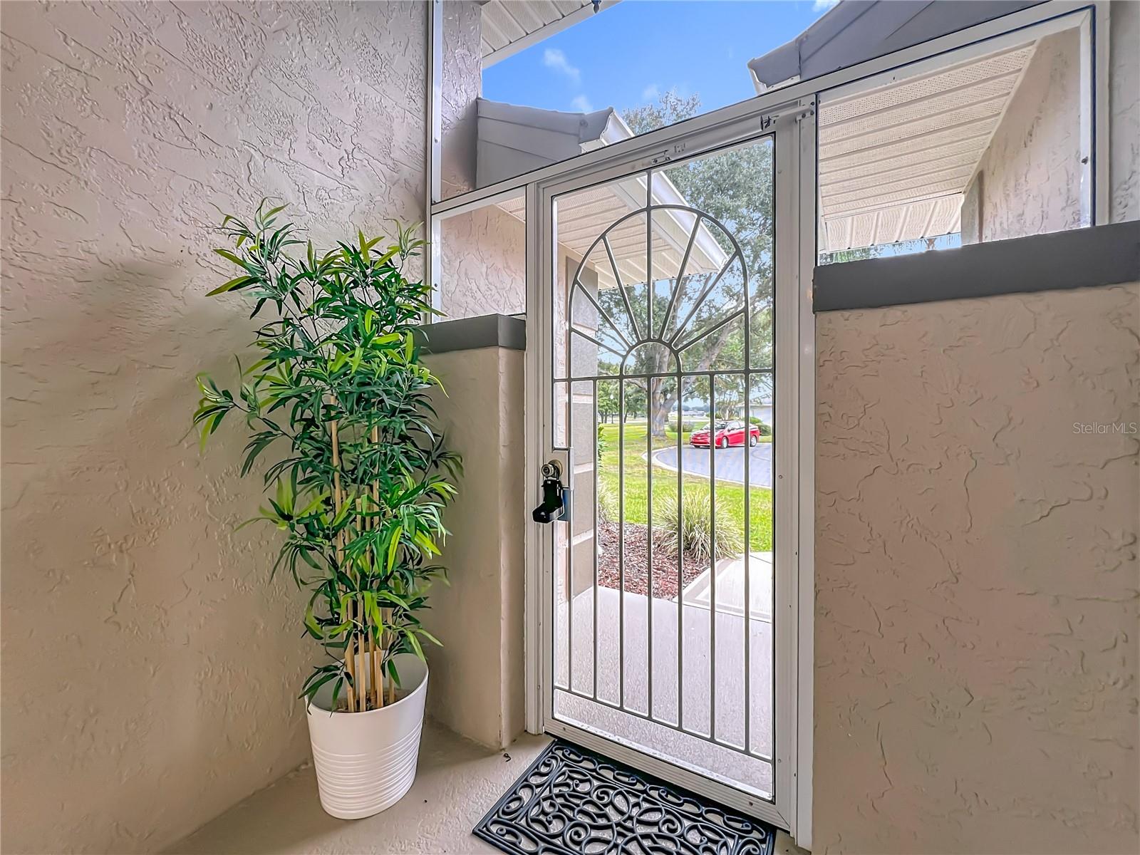 Image 8 of 72 For 5902 Princess Diana Court