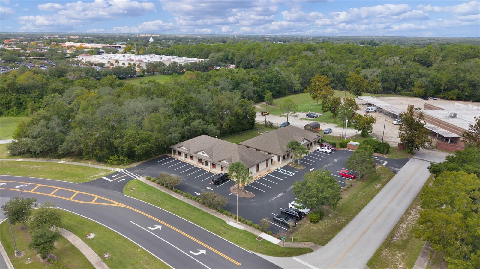 Image 10 of 24 For 375 Fennell Boulevard