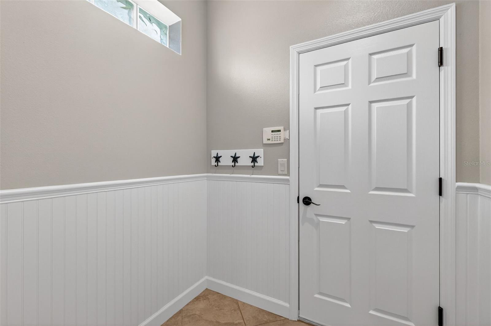 Image 19 of 77 For 8852 Bridgeport Bay Circle