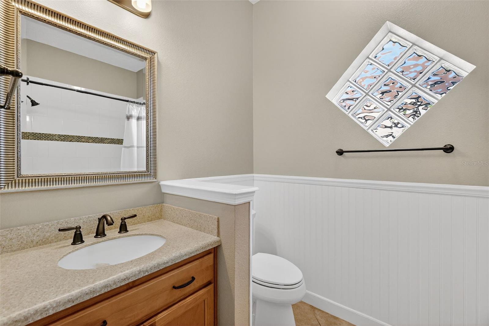 Image 29 of 77 For 8852 Bridgeport Bay Circle