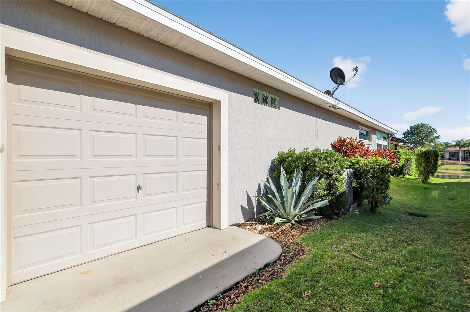 Image 34 of 77 For 8852 Bridgeport Bay Circle