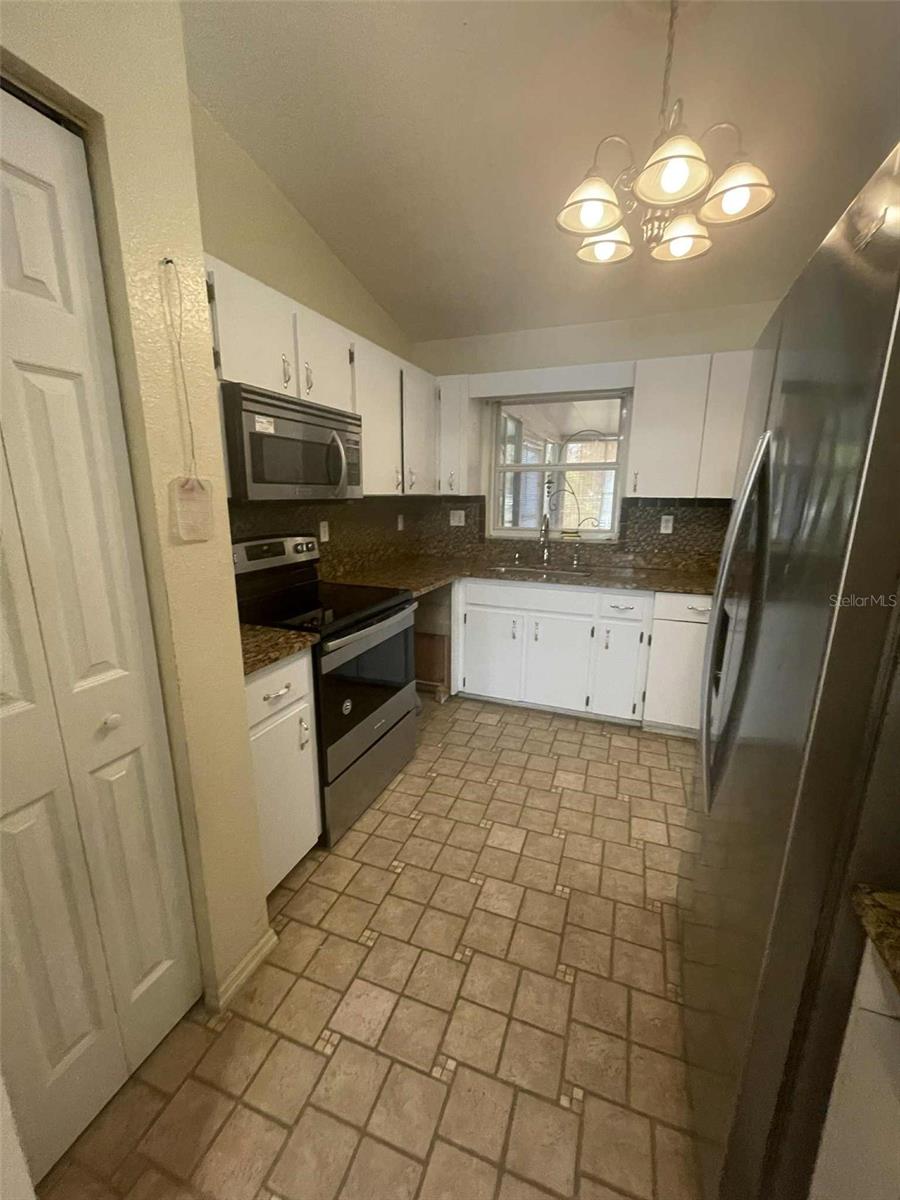 Image 10 of 32 For 4855 148th Place