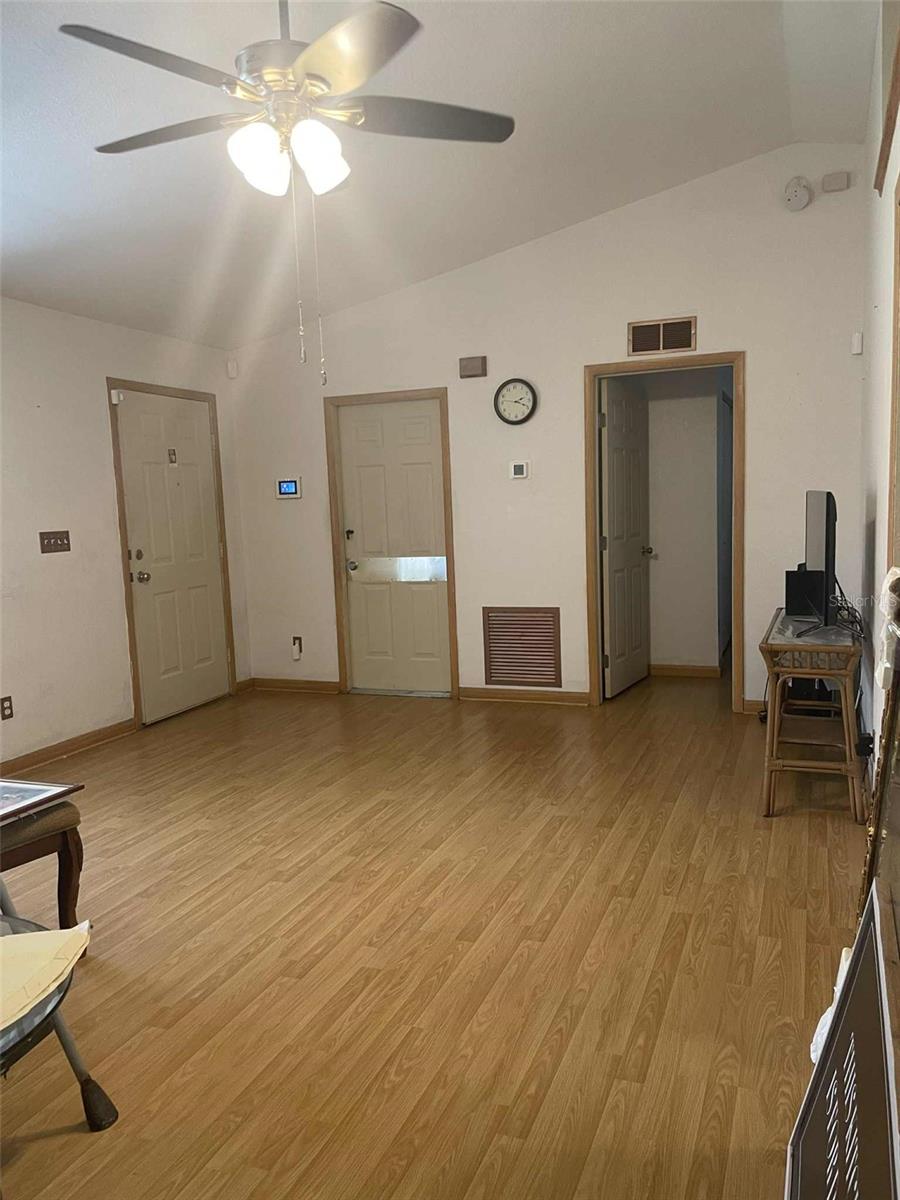 Image 4 of 32 For 4855 148th Place