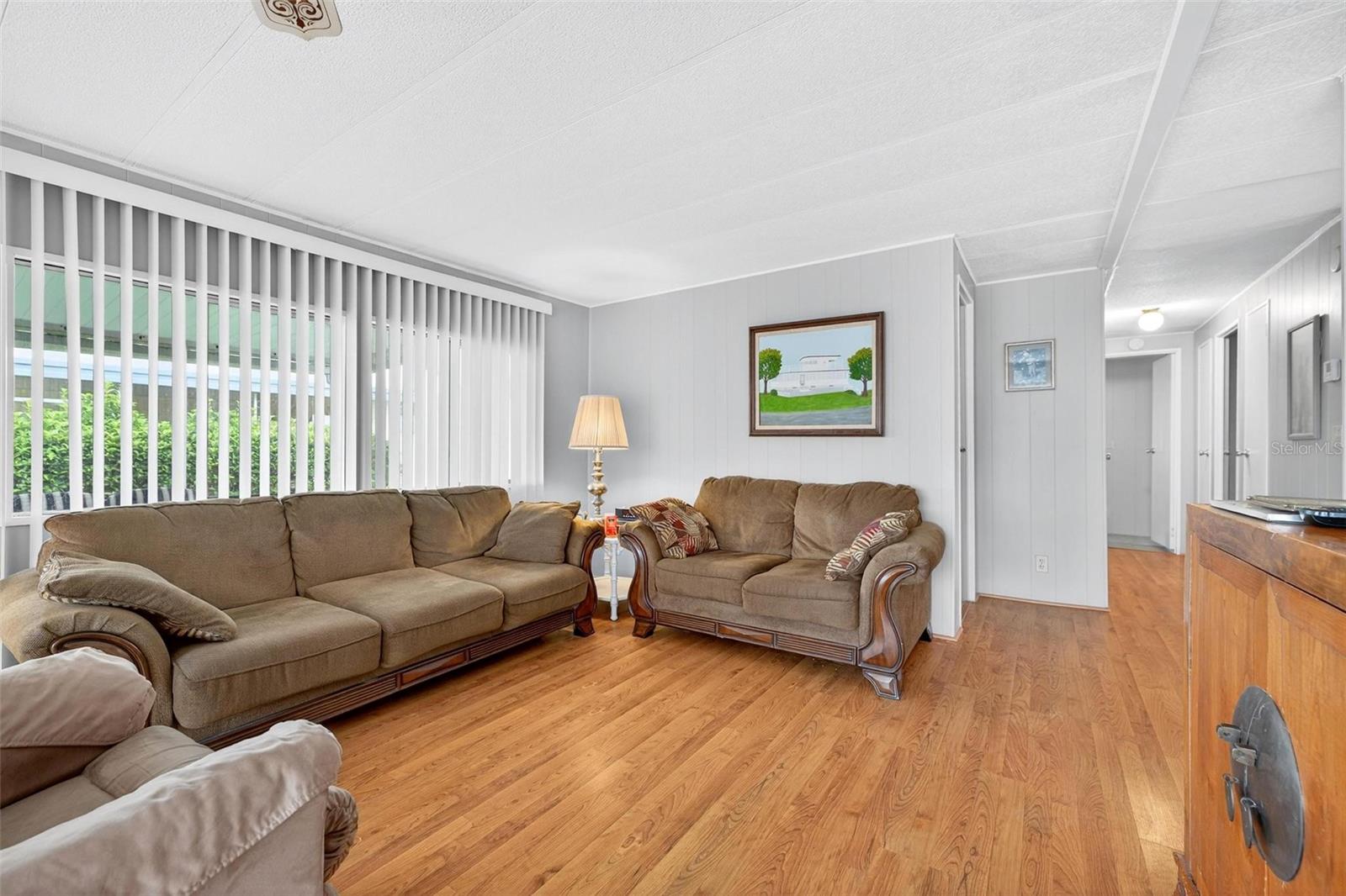 Image 21 of 63 For 259 Kelou Court