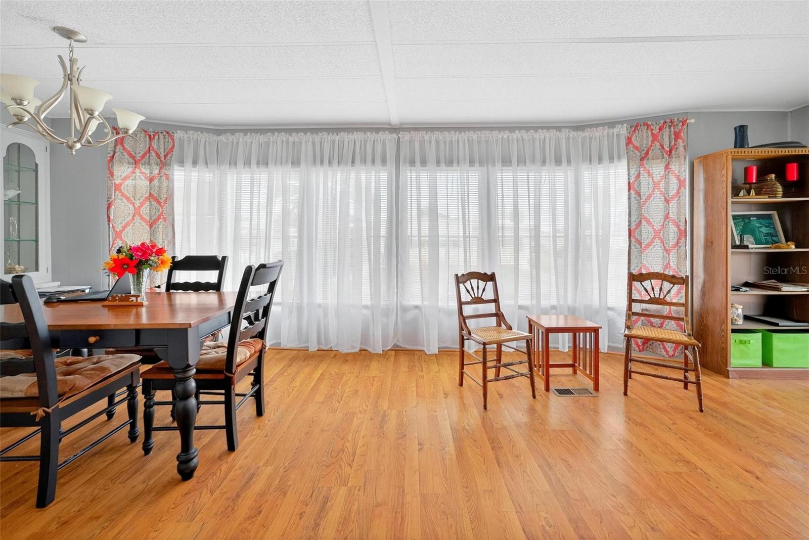 Image 22 of 63 For 259 Kelou Court