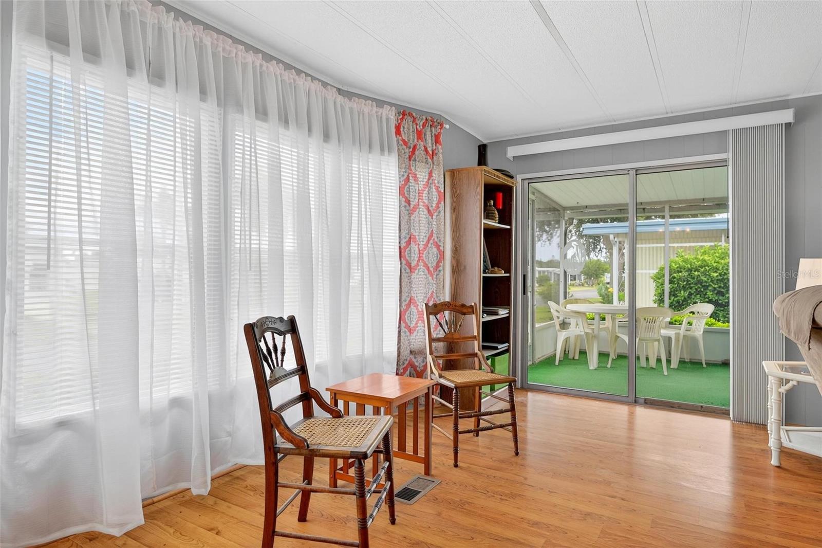 Image 24 of 63 For 259 Kelou Court