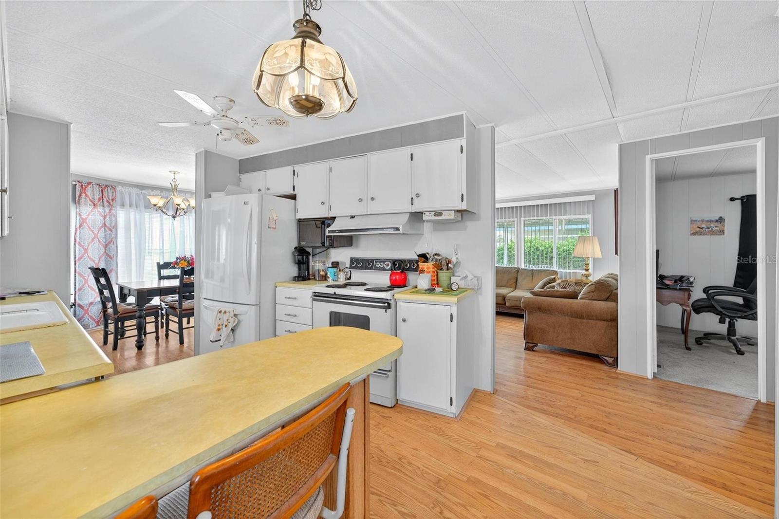 Image 30 of 63 For 259 Kelou Court