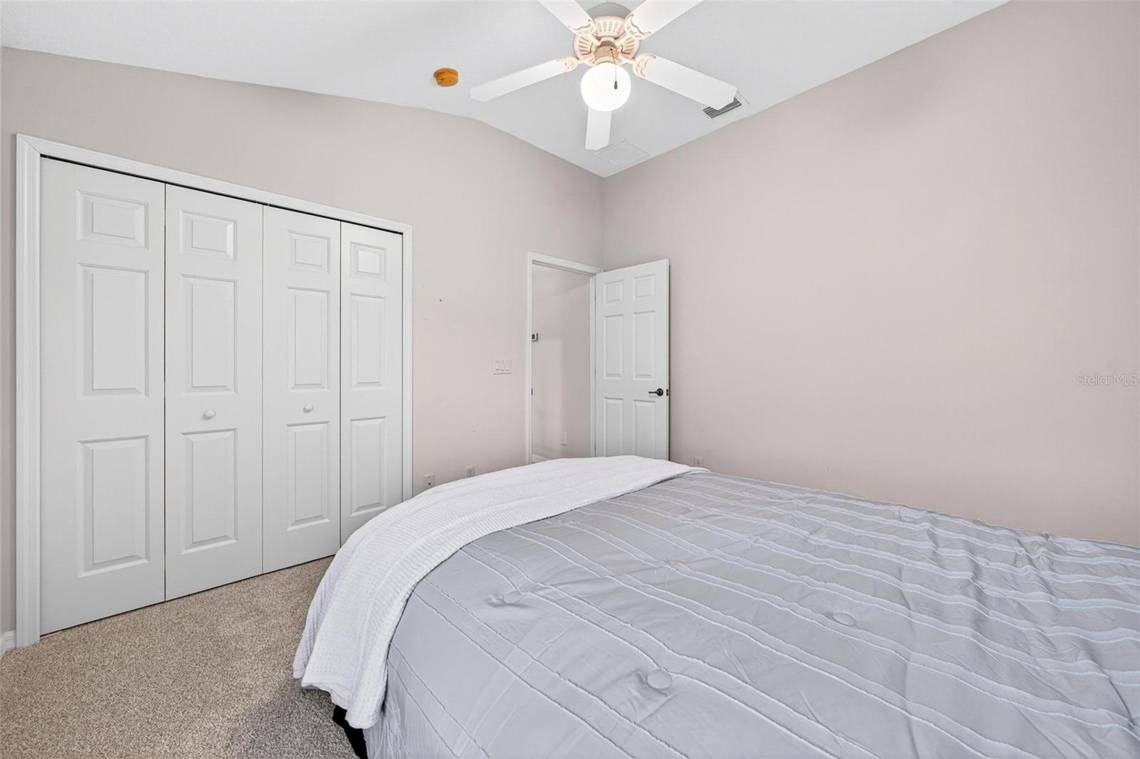 Image 30 of 68 For 27402 Desert Rose Court
