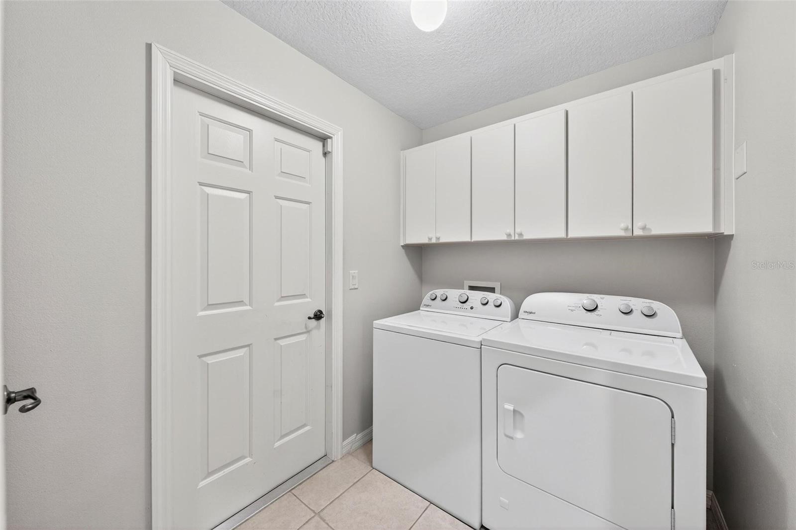 Image 31 of 68 For 27402 Desert Rose Court