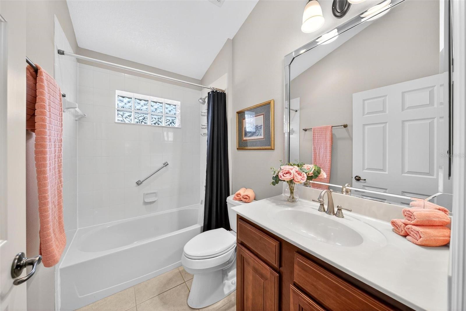 Image 34 of 68 For 27402 Desert Rose Court