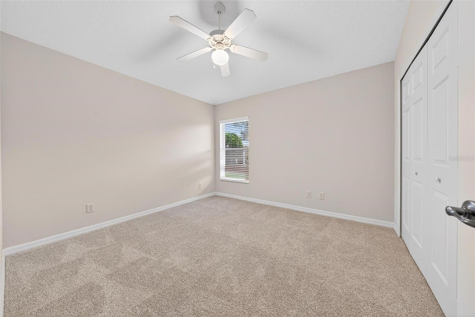 Image 36 of 68 For 27402 Desert Rose Court