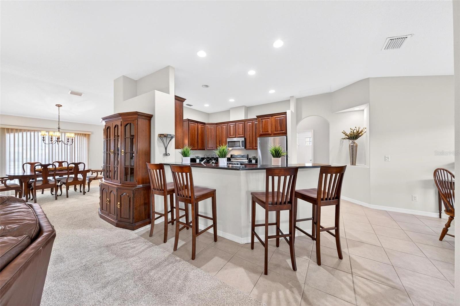 Image 41 of 68 For 27402 Desert Rose Court