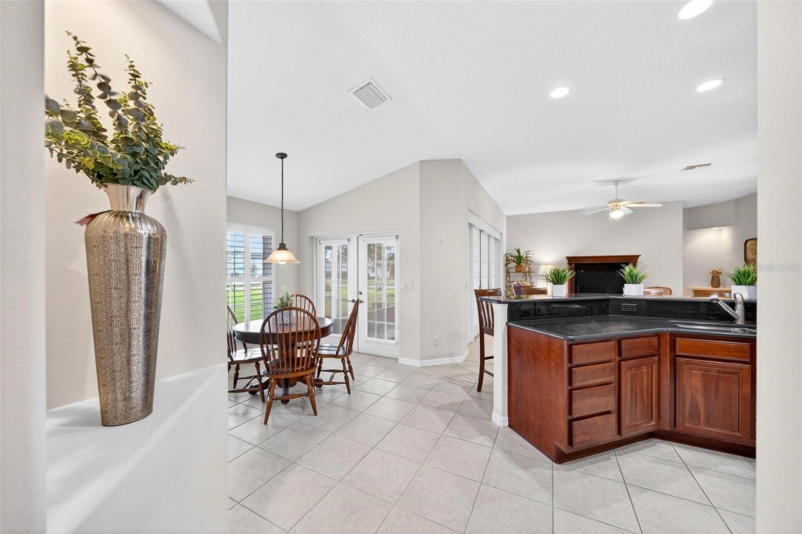 Image 8 of 68 For 27402 Desert Rose Court