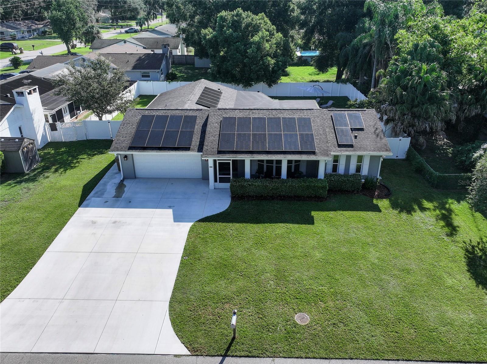 Image 4 of 45 For 258 Bay Road