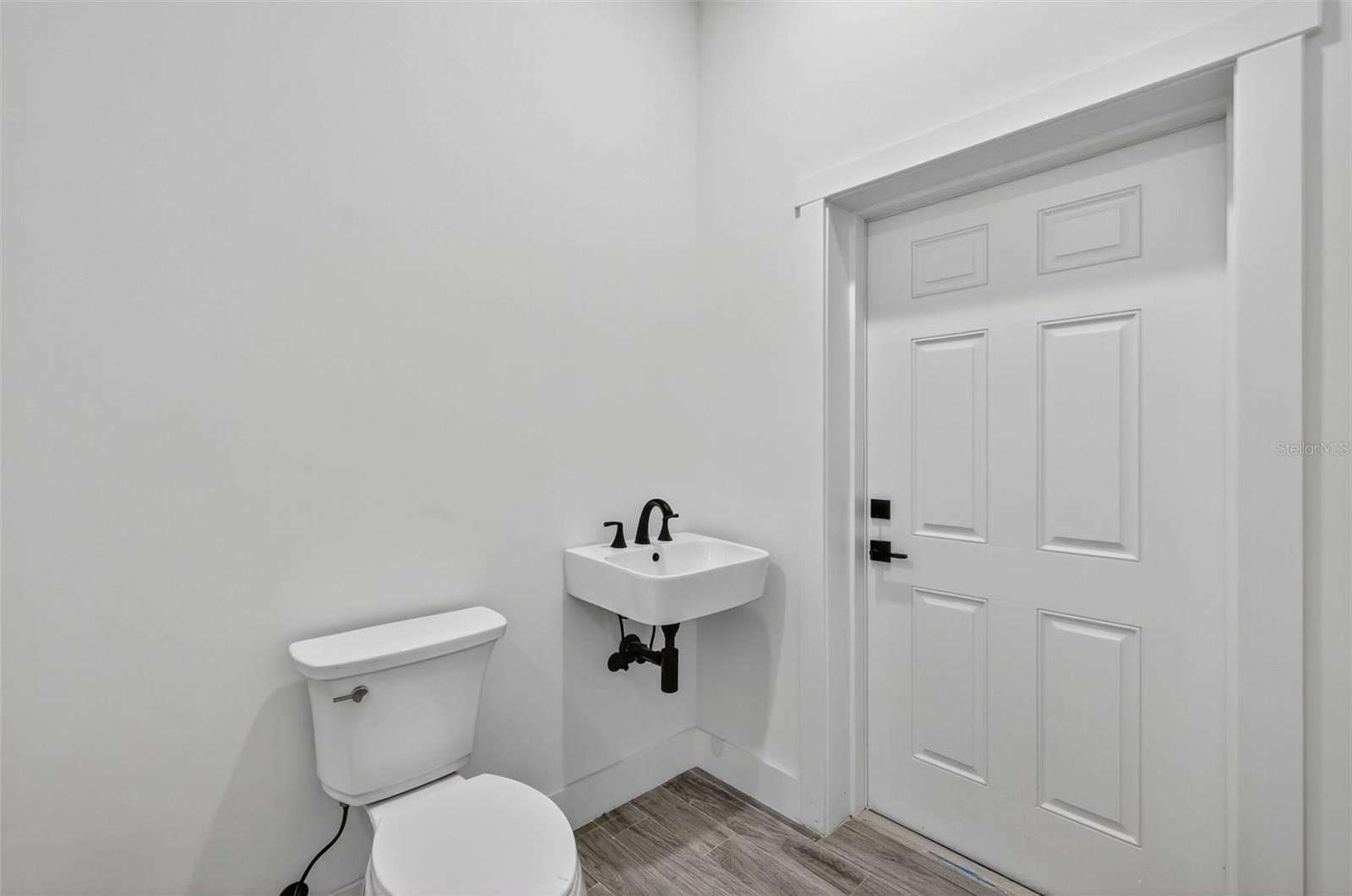 Image 47 of 71 For 6224 Carolina Avenue