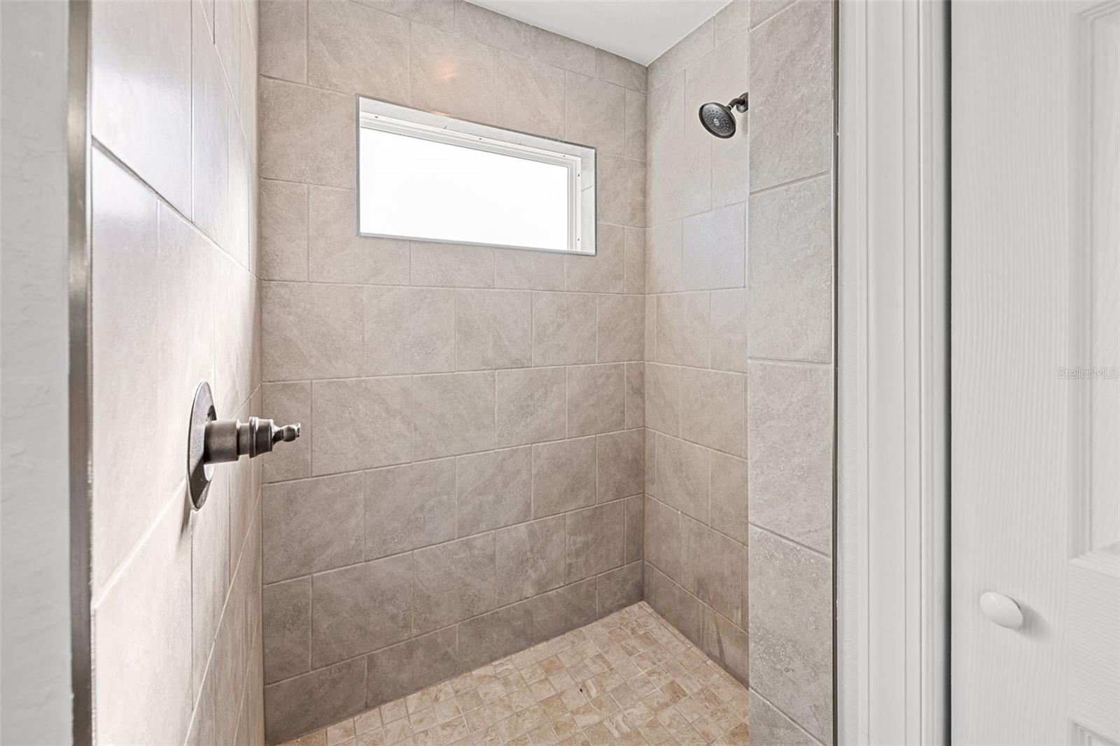 Image 13 of 59 For 2711 77th Avenue