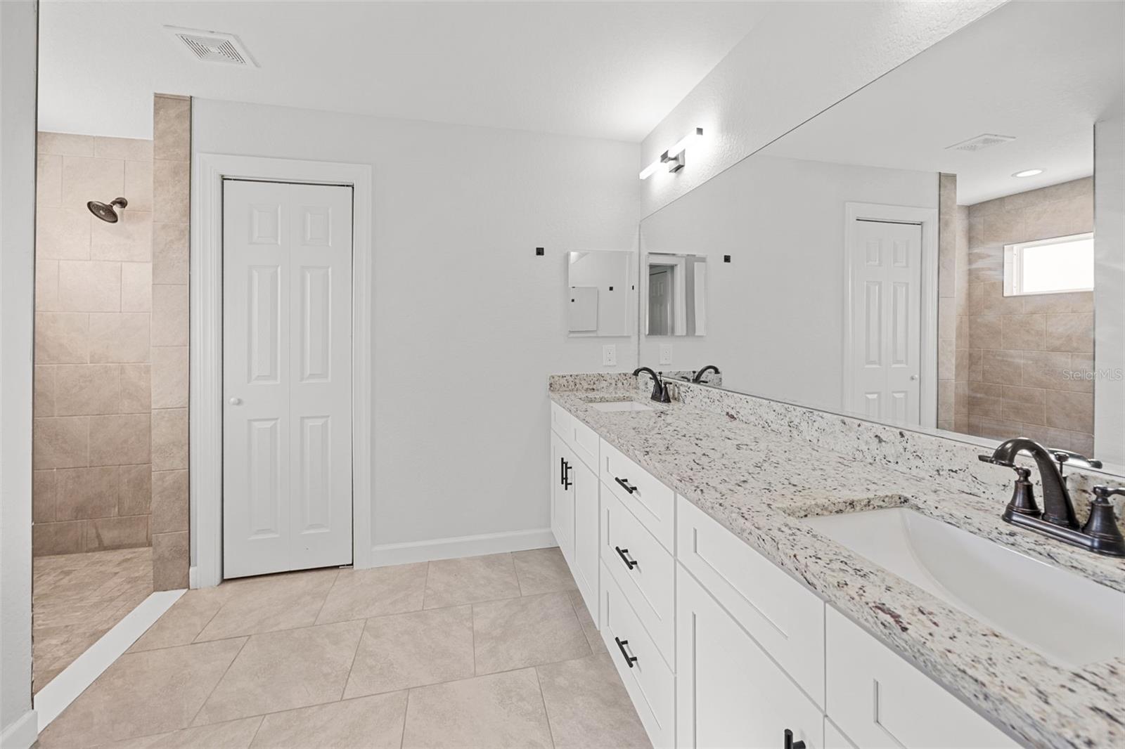 Image 15 of 59 For 2711 77th Avenue