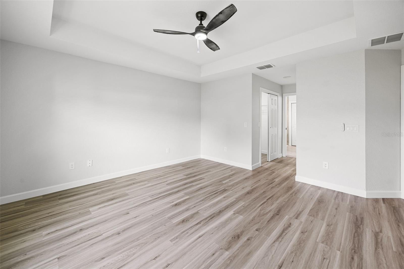 Image 20 of 59 For 2711 77th Avenue