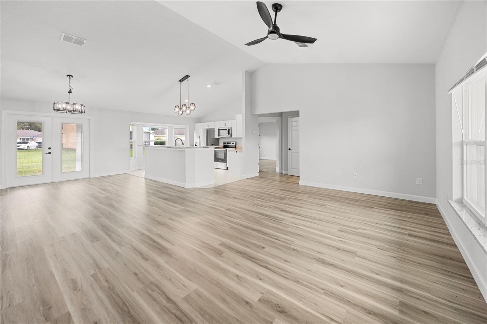 Image 5 of 59 For 2711 77th Avenue