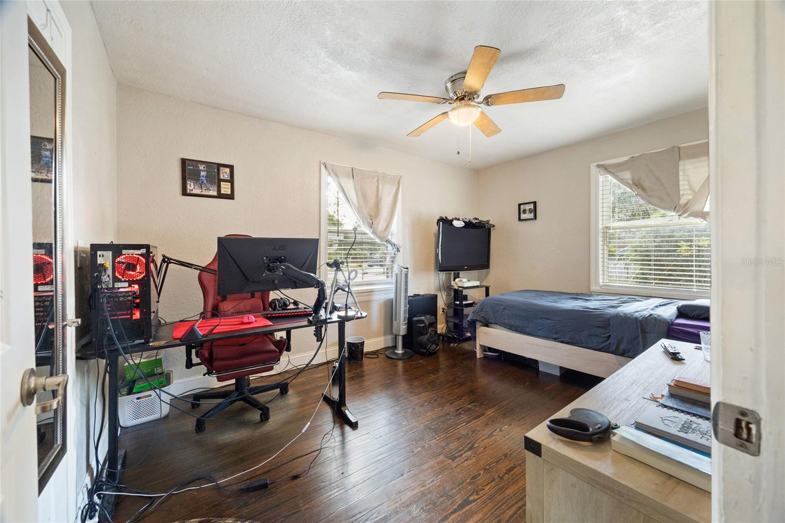 Image 16 of 24 For 1202 Sumter Street