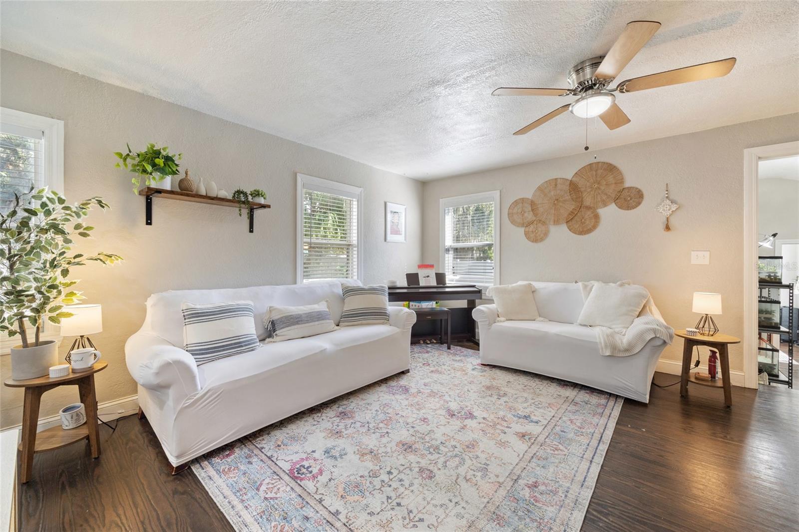 Image 6 of 24 For 1202 Sumter Street