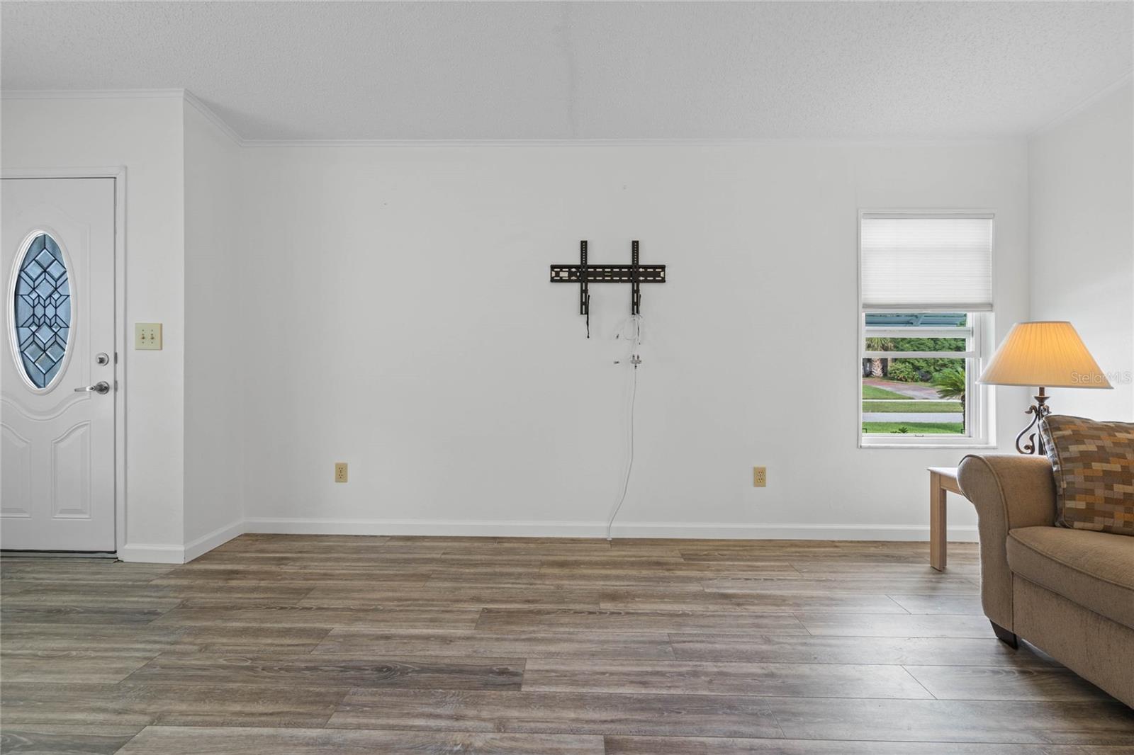 Image 10 of 44 For 1020 Hilltop Road