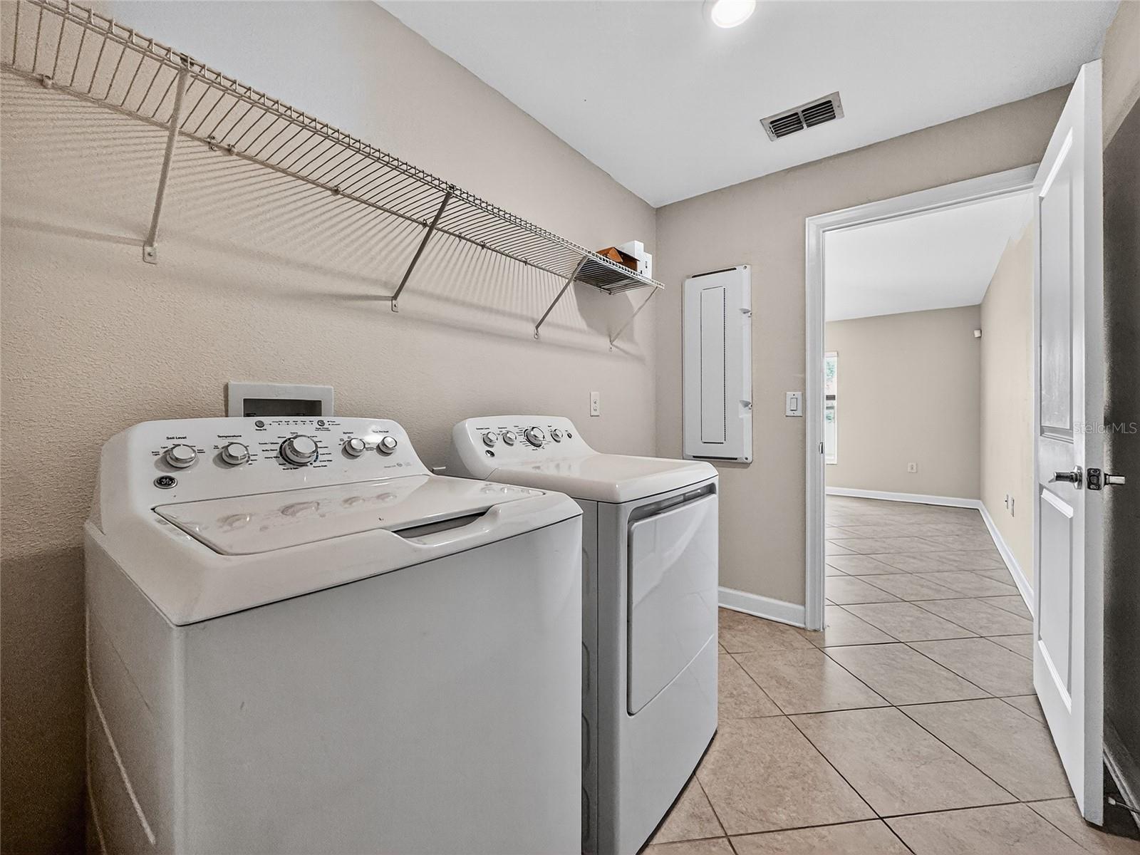 Image 23 of 34 For 148 Taft Drive