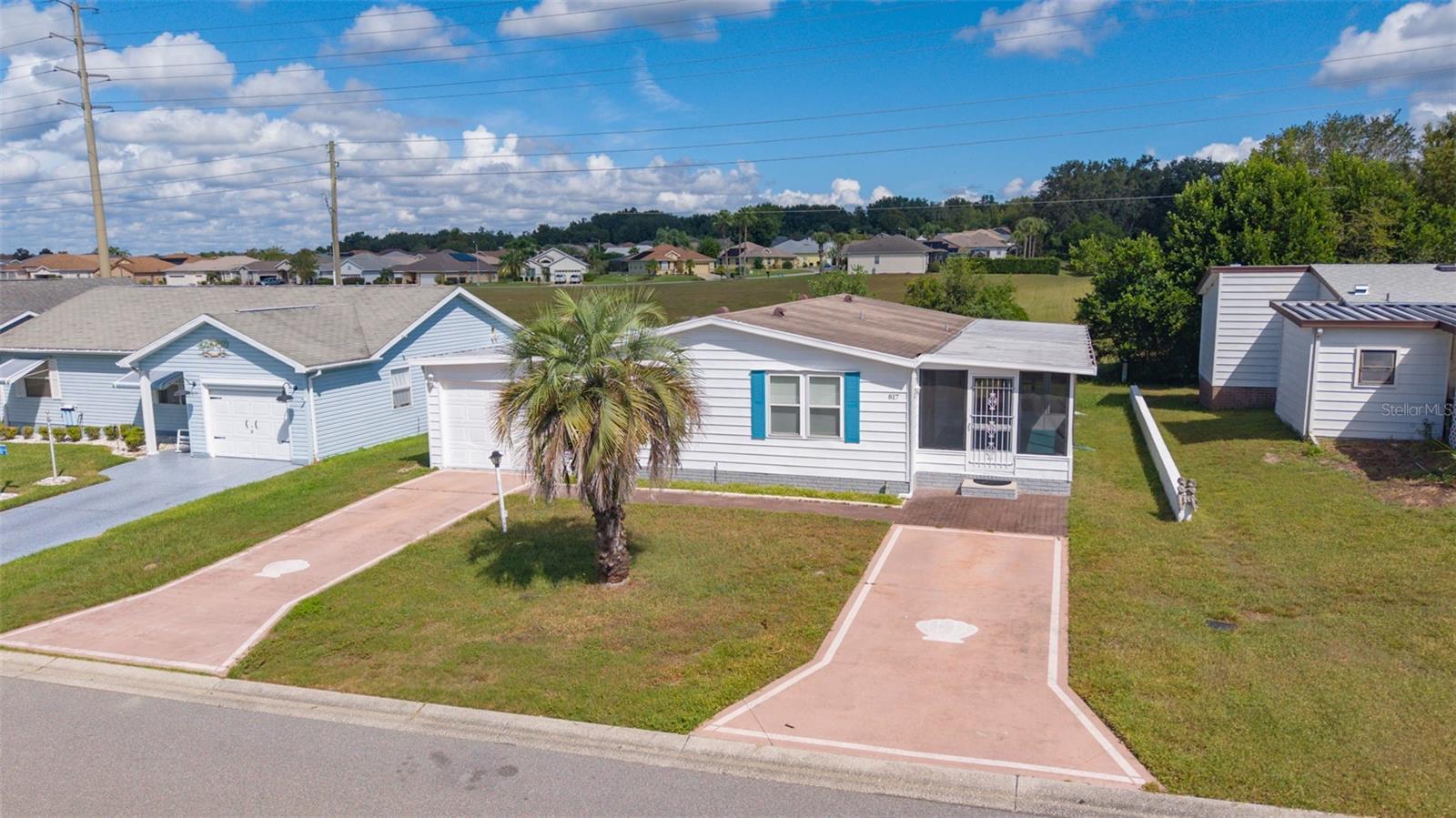 Image 38 of 46 For 817 Hibiscus Drive