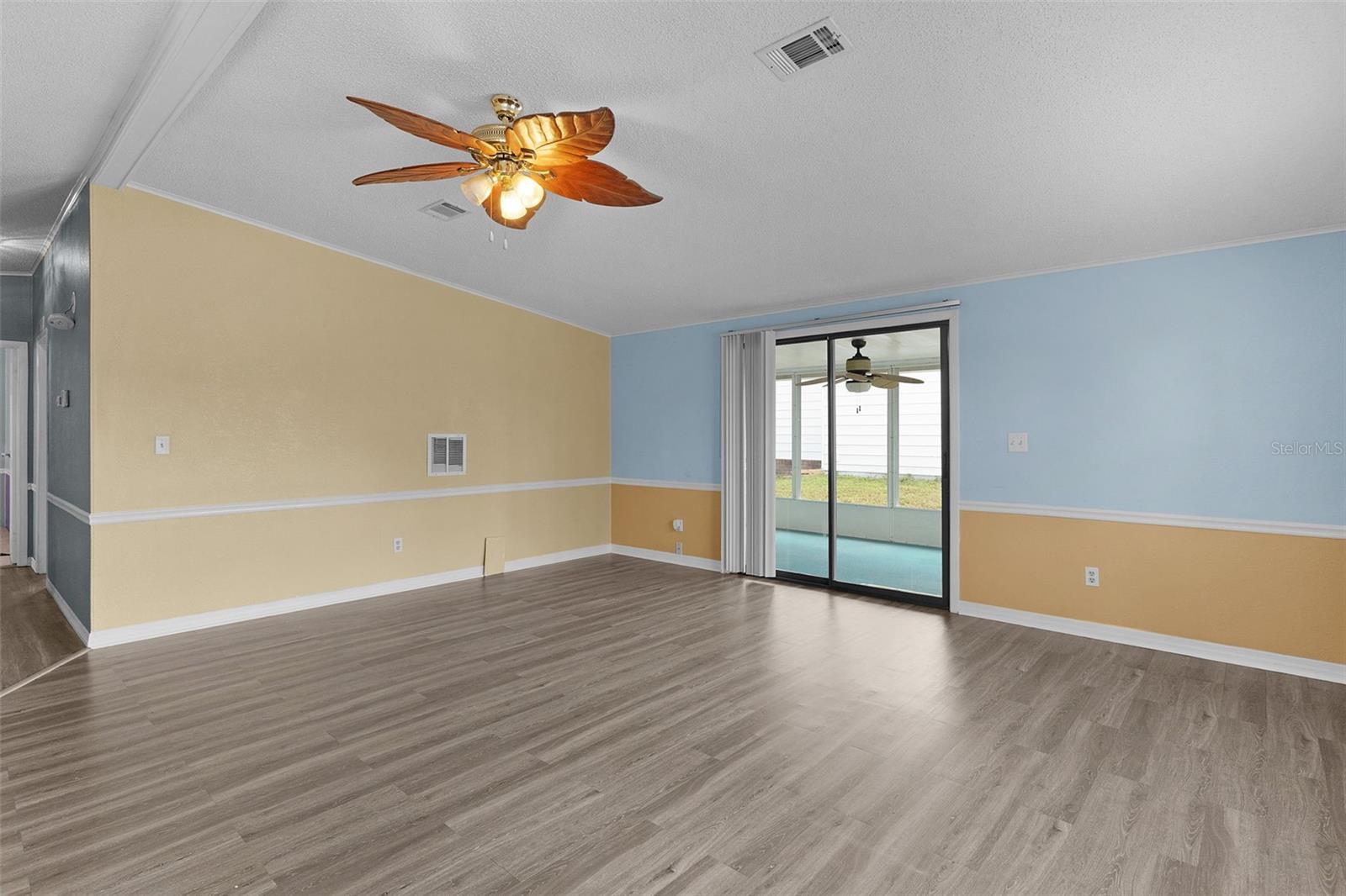 Image 9 of 46 For 817 Hibiscus Drive