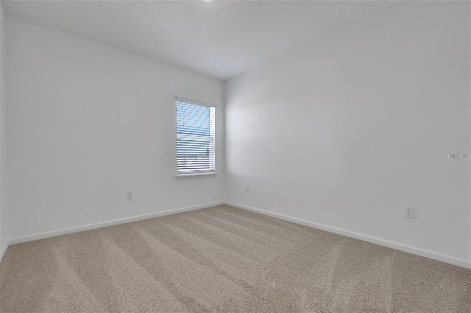 Image 18 of 37 For 5136 Firebush Drive