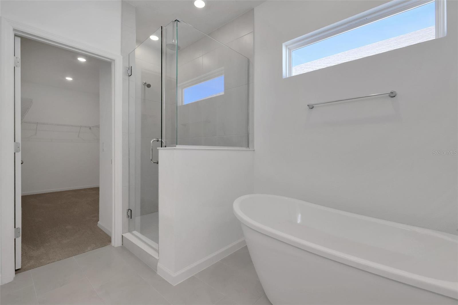 Image 22 of 37 For 5136 Firebush Drive