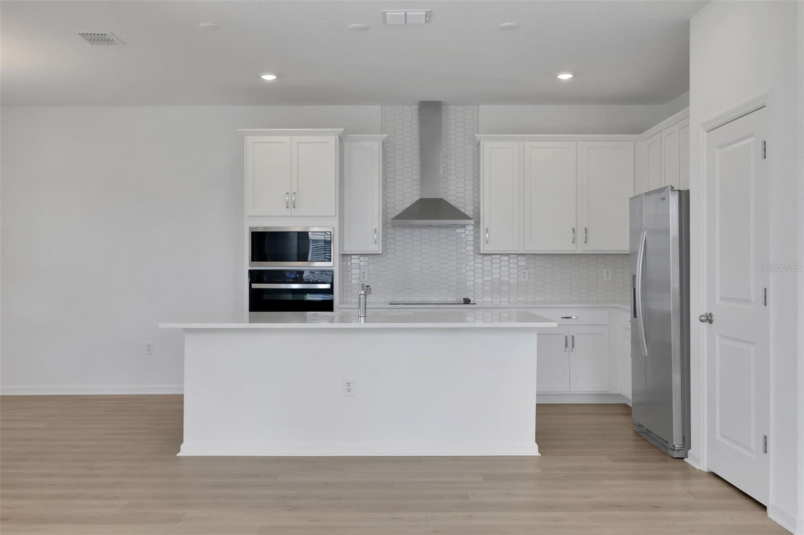 Image 33 of 37 For 5136 Firebush Drive