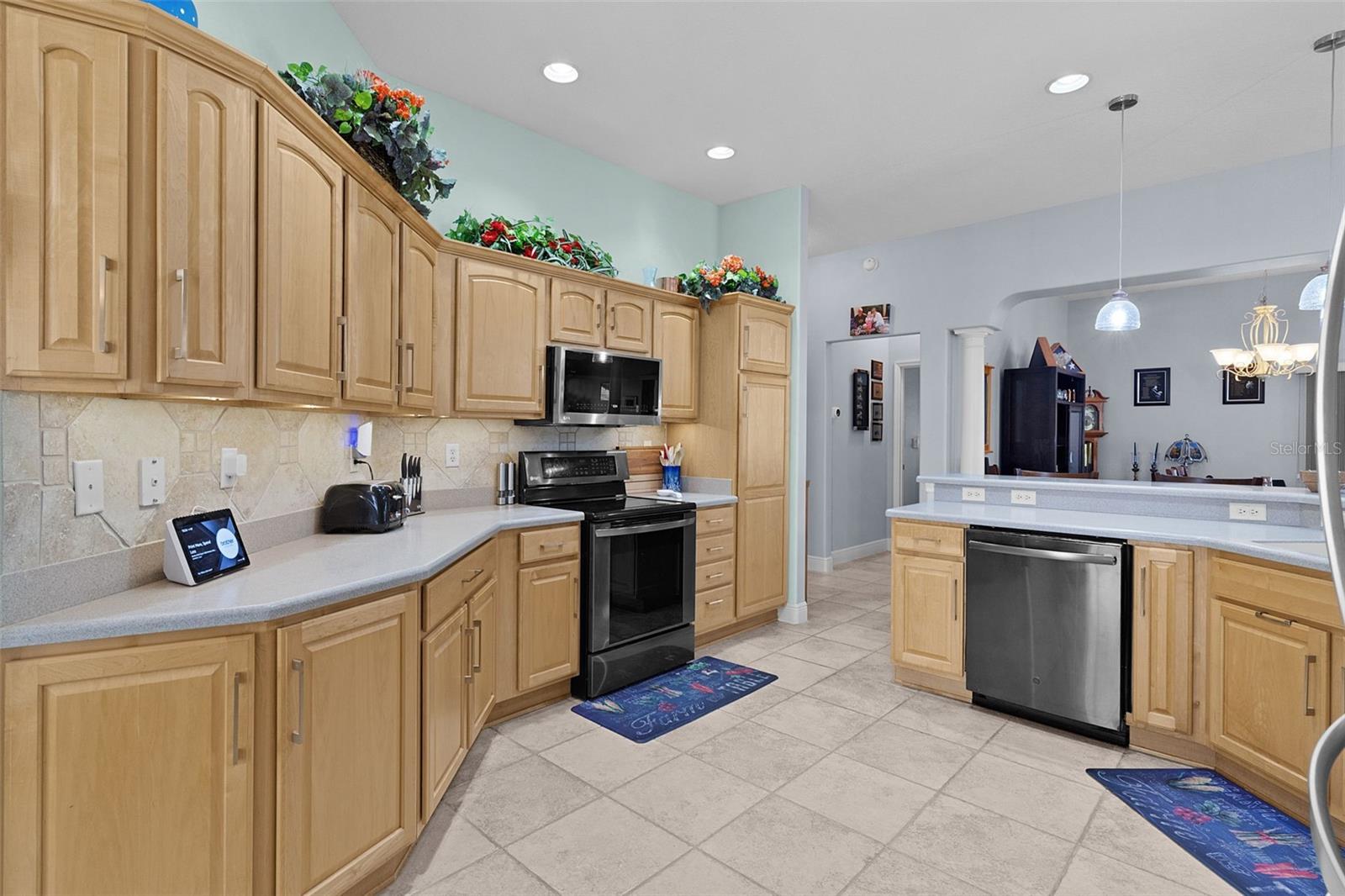 Image 18 of 75 For 4190 County Road 121d